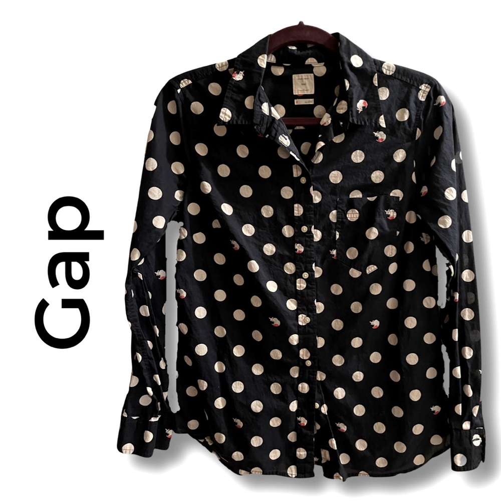 2035M Gap the fitted boyfriend dress shirt